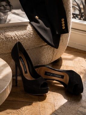 Sergio Rossi Black Suede Peep Toe Heels ~ Sz 38 🖤